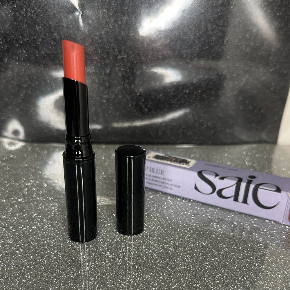 Saie Lip Blur- Shade Dada - Picture 3 of 4